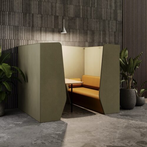 PLATS BOOTH